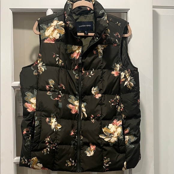 Lands' End Jackets & Blazers - Lands' End Black Floral Puffer Vest  Max 600